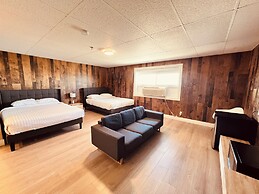 Camrose LeChateau Hotel