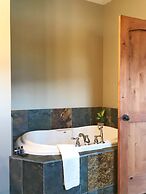 Wesbert Winery & Guest Suites