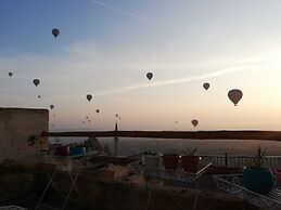 Cronos Cappadocia Cave Hotel