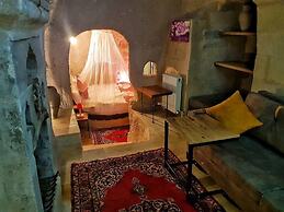 Cronos Cappadocia Cave Hotel