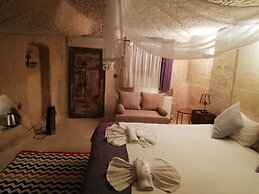 Cronos Cappadocia Cave Hotel