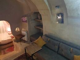 Cronos Cappadocia Cave Hotel