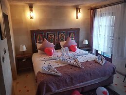 Cronos Cappadocia Cave Hotel