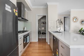 Comfort House near Box Hill