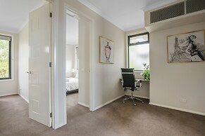 Comfort House near Box Hill