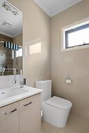 Comfort House near Box Hill