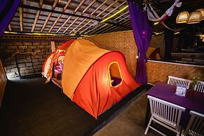 Hiker's Camp at Toya Devasya