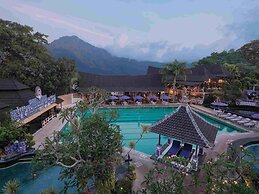 Hiker's Camp at Toya Devasya