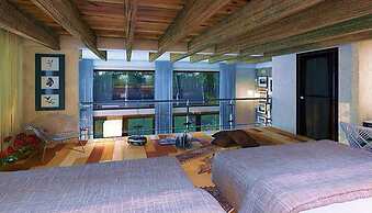 The Crown Residences at Harbour Springs