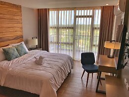 The Crown Residences at Harbour Springs