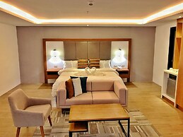 The Crown Residences at Harbour Springs