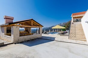 Villa Dragic