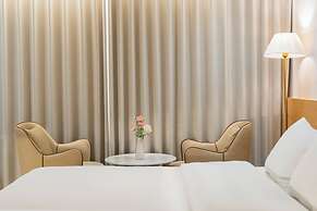 Hotel Biz Inn