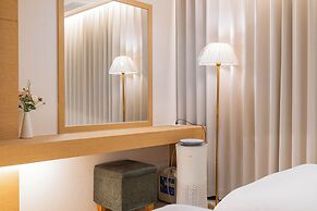Hotel Biz Inn