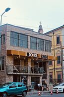 Bobi Hotel