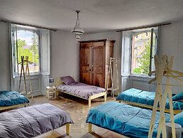 L' Arche d' Yvann