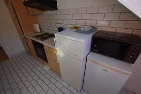 Tolstov-Hotels Generous 3 Room Apartment