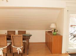 Tolstov-Hotels Generous 3 Room Apartment