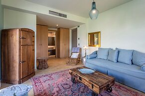 Elysian Luxury Hotel & Spa