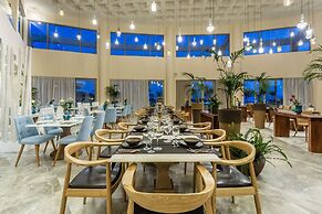 Elysian Luxury Hotel & Spa