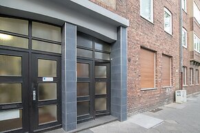 Old Town Large 3 Room Maisonette