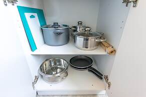 Old Town Large 3 Room Maisonette