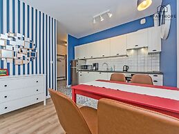 City Center - Dluga Grobla by Apartmore