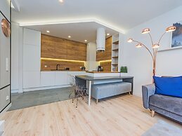 City Center - Dluga Grobla by Apartmore