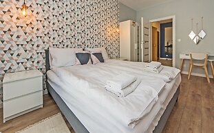 City Center - Dluga Grobla by Apartmore