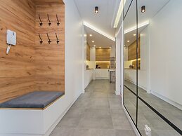 City Center - Dluga Grobla by Apartmore