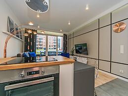 City Center - Dluga Grobla by Apartmore