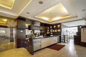 Hotel Grand Kartika