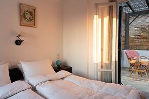 Margarita Apartments