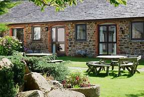 Kennacott Court