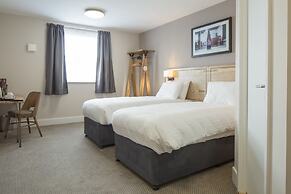 Paisley Pear, Brackley by Marston's Inns