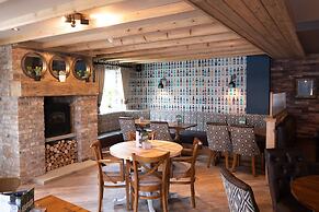 Paisley Pear, Brackley by Marston's Inns