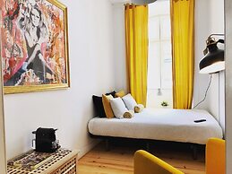 We Love F Tourists: Hostel