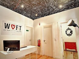 We Love F Tourists: Hostel