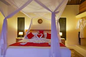 Ihamba Lakeside Safari Lodge