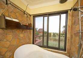 Ihamba Lakeside Safari Lodge