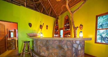 Ihamba Lakeside Safari Lodge