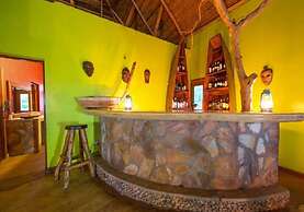 Ihamba Lakeside Safari Lodge