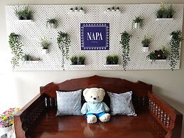 Napa Hostel Samrong Station