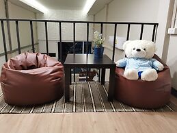 Napa Hostel Samrong Station