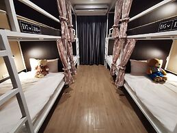 Napa Hostel Samrong Station