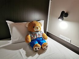 Napa Hostel Samrong Station