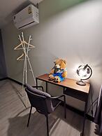 Napa Hostel Samrong Station