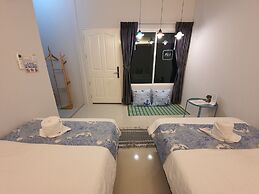 Napa Hostel Samrong Station