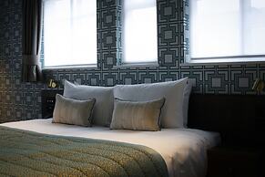 The Comet London Hatfield