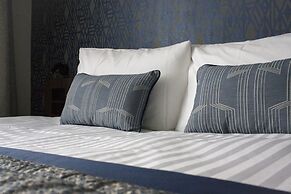 The Comet London Hatfield